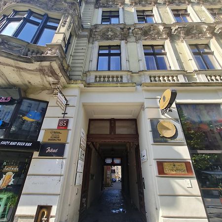 Apartment In The Strict City Centre Łódź Kültér fotó