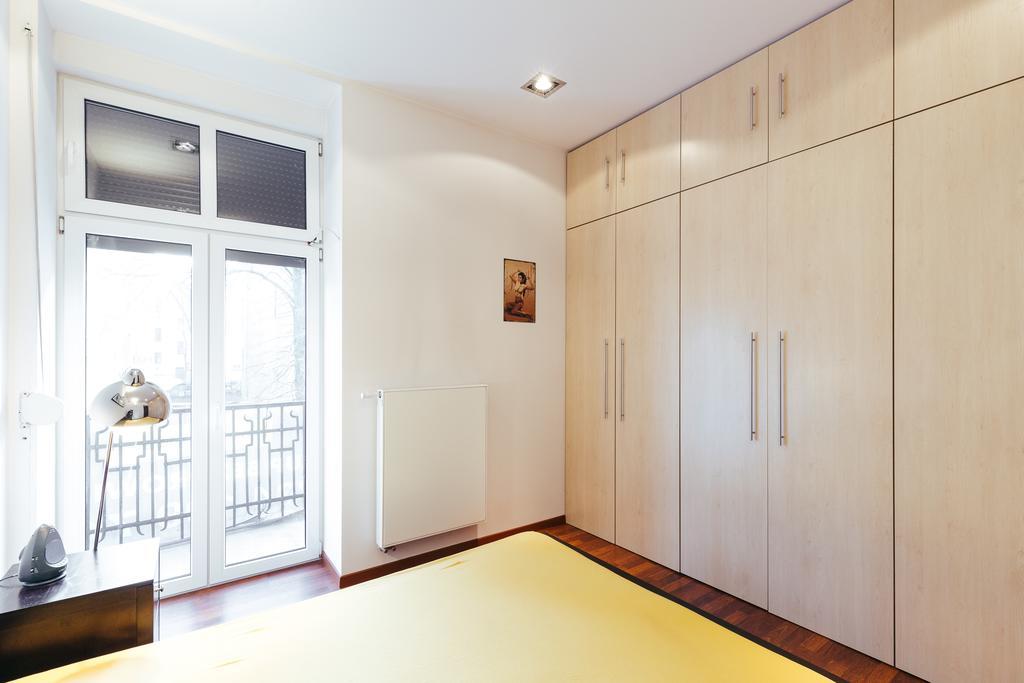 Apartment In The Strict City Centre Łódź Kültér fotó